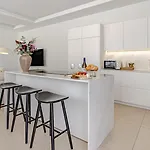 Vacation Marbella I Villa Monte Halcones, 6Bdr, Private-Pool, Brand-New, Incredible Views, Cine And Entertainment Room, Bbq, Close To Golf Valley * Benahavís