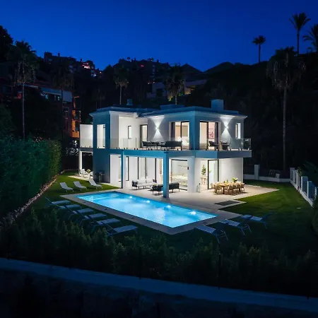 Vacation Marbella I Monte Halcones, 6bdr, Private-pool, Brand-new, Incredible Views, Cine And Entertainment Room, Bbq, Close To Golf Valley فيلة