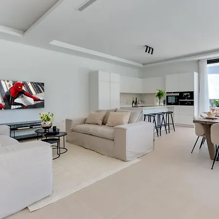 فيلة Vacation Marbella I Monte Halcones, 6bdr, Private-pool, Brand-new, Incredible Views, Cine And Entertainment Room, Bbq, Close To Golf Valley بينهافيس