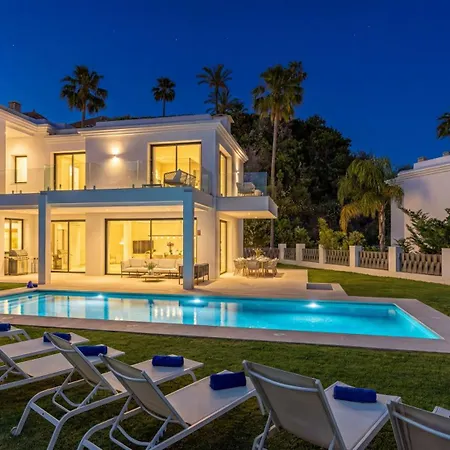Vacation Marbella I Monte Halcones, 6bdr, Private-pool, Brand-new, Incredible Views, Cine And Entertainment Room, Bbq, Close To Golf Valley بينهافيس